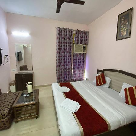 Hotel Rama Palace Katra  Kültér fotó