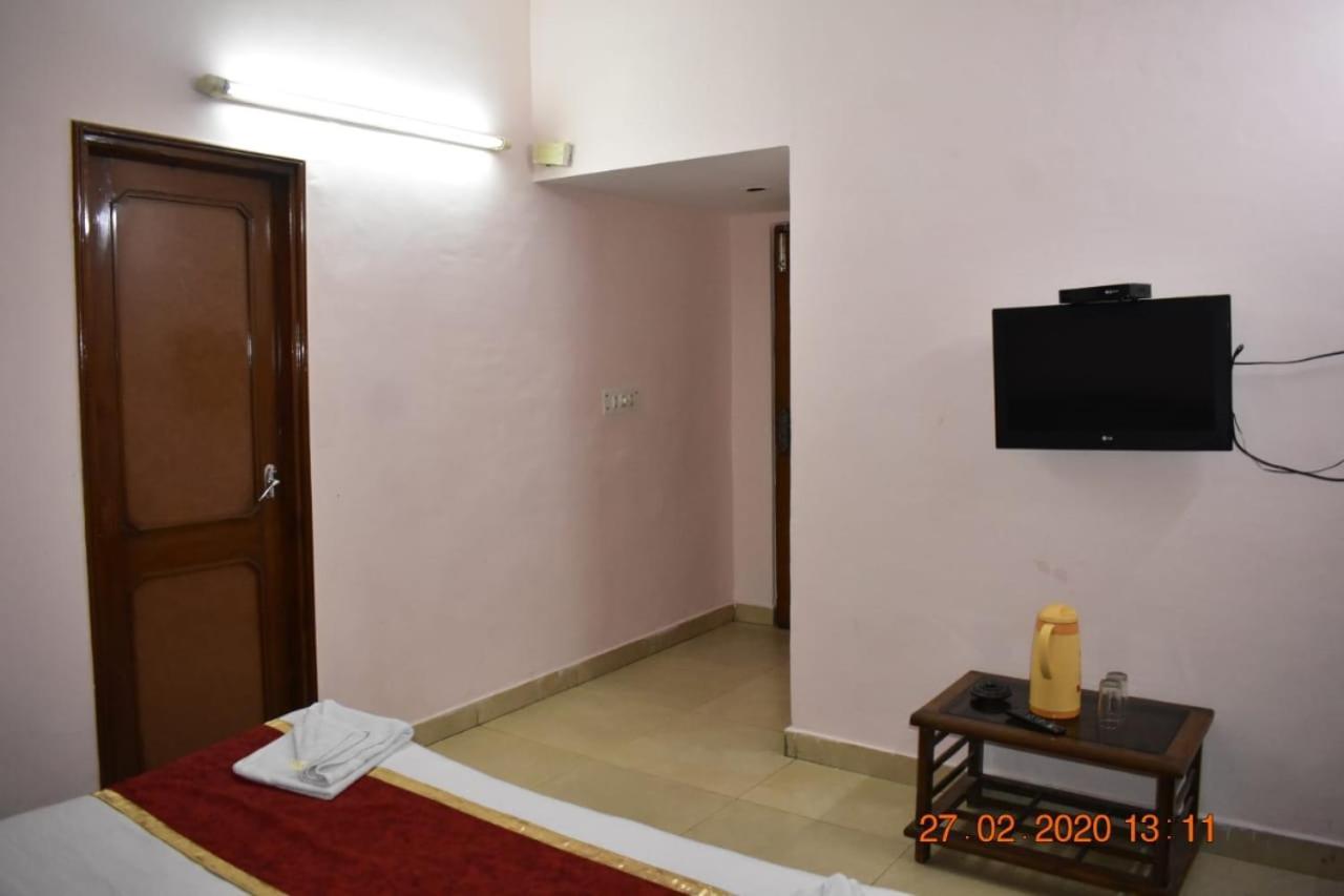 Hotel Rama Palace Katra  Kültér fotó